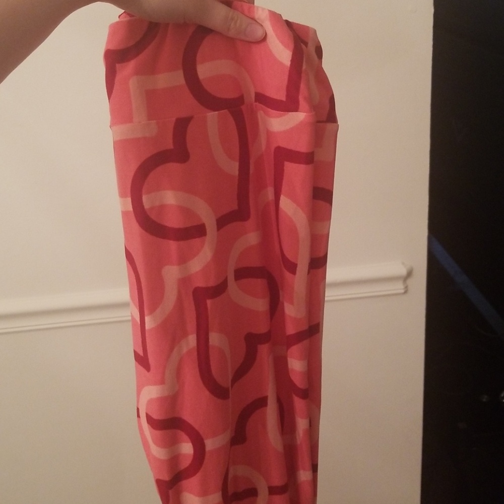 LulaRoe TC heart leggings